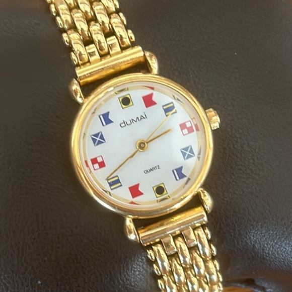 Dumai Flag Design Watch - Picture 4 of 15